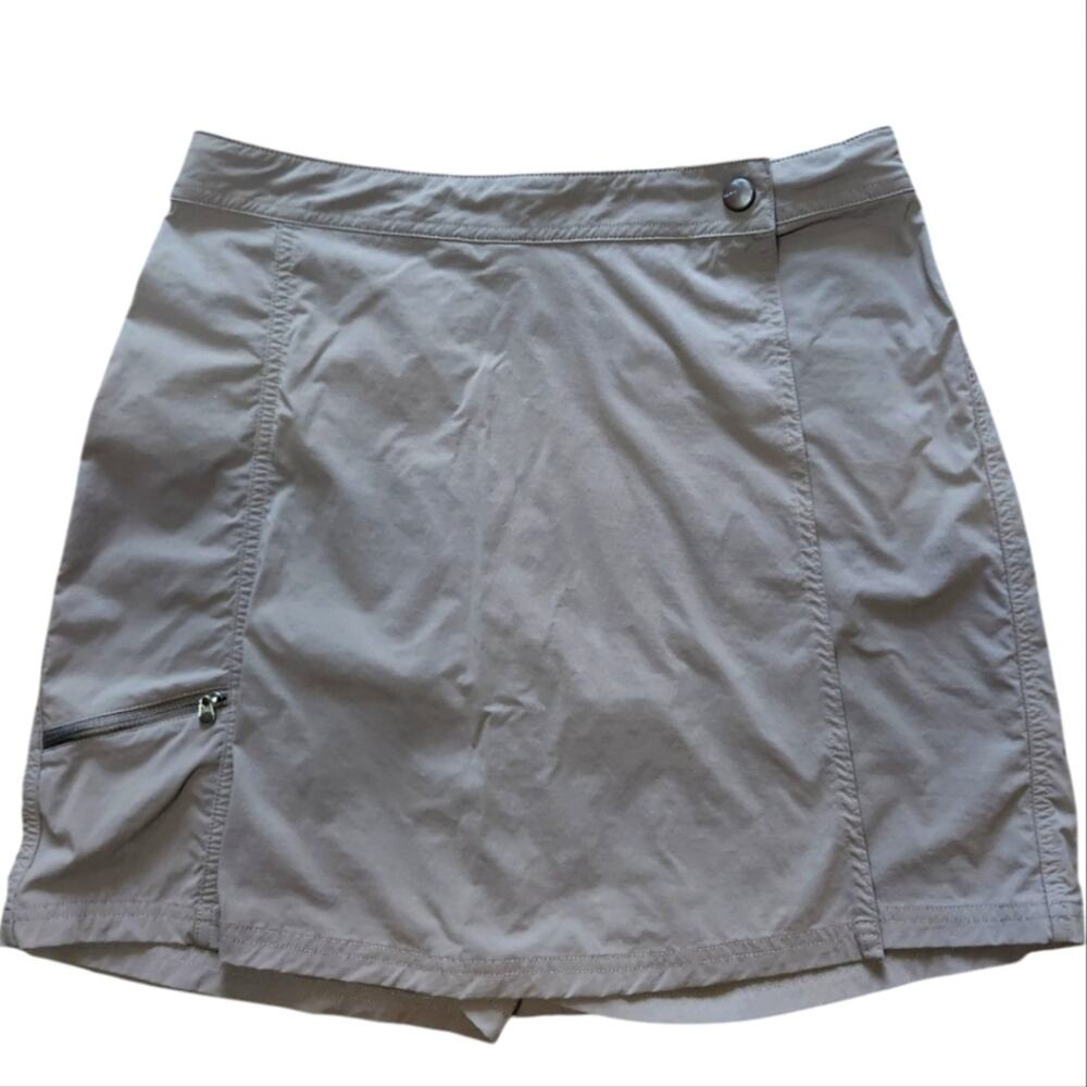 LL Bean nylon skort green size 8